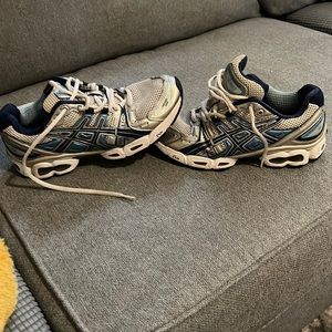 Vintage ASICS Gel Nimbus 9